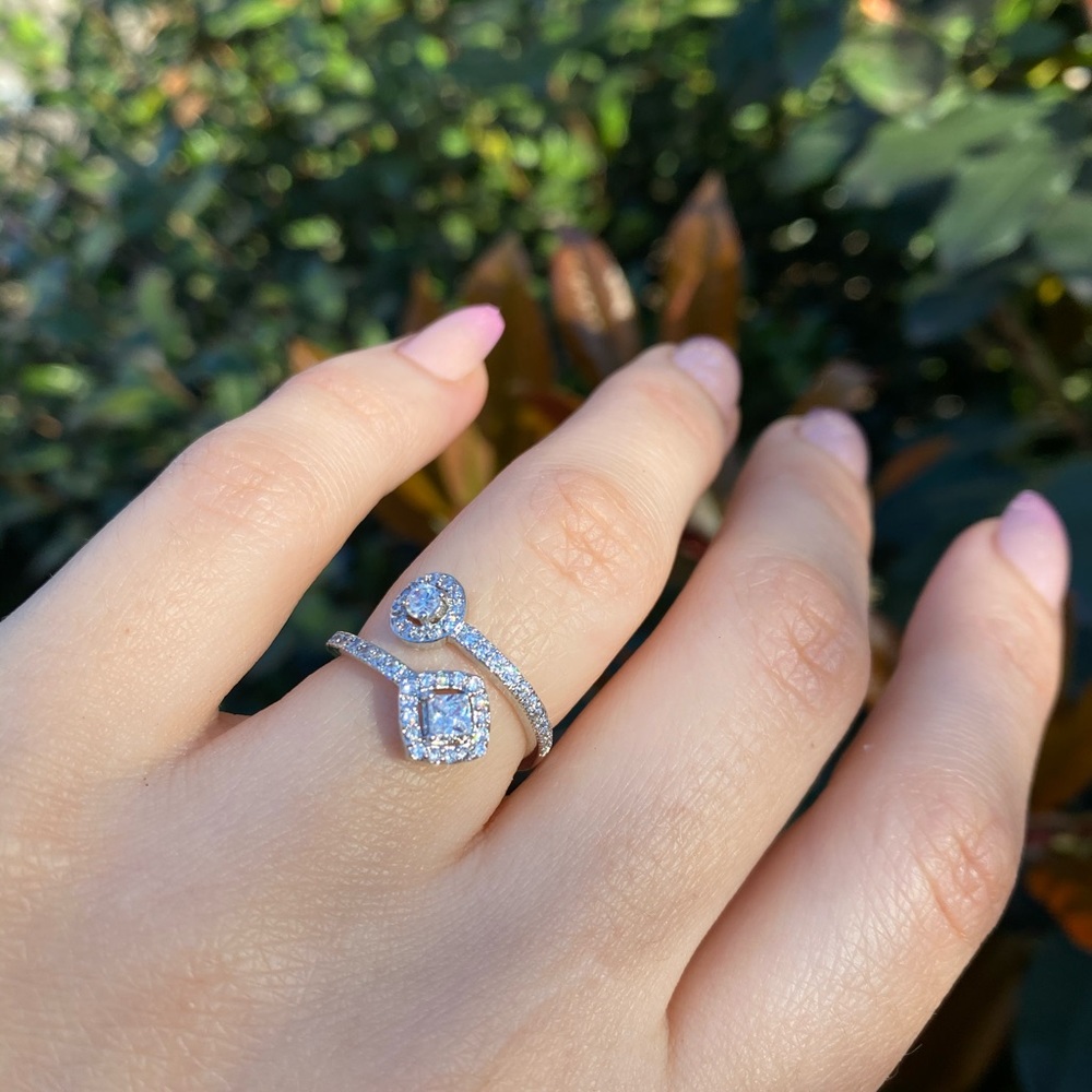 NEW 925 Sterling Silver Unique Ring - Picture 2 of 12